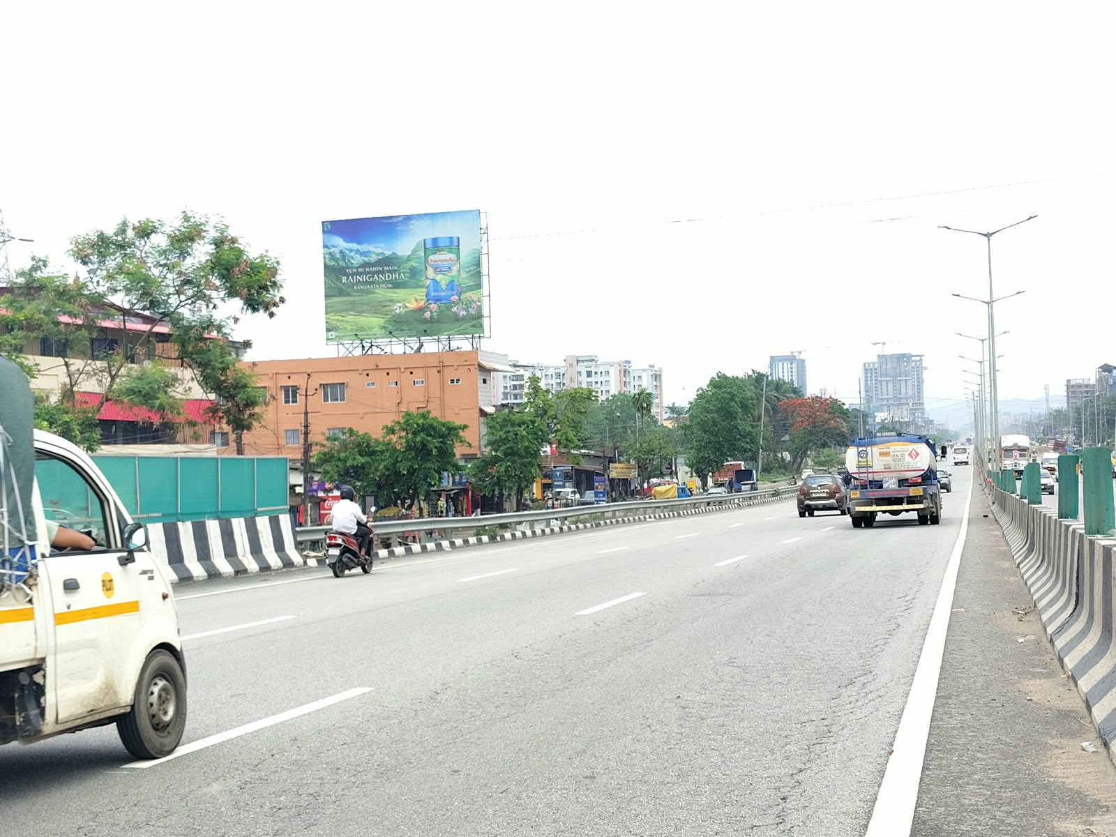 Hoardings & Unipole campaign 6